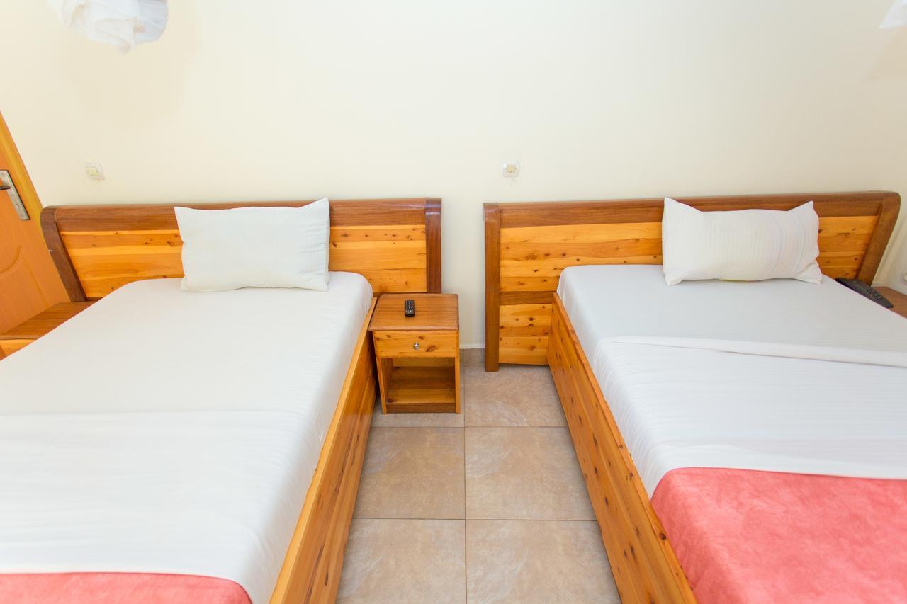 Auberge Saint Jean Leopold Kigali Exterior foto